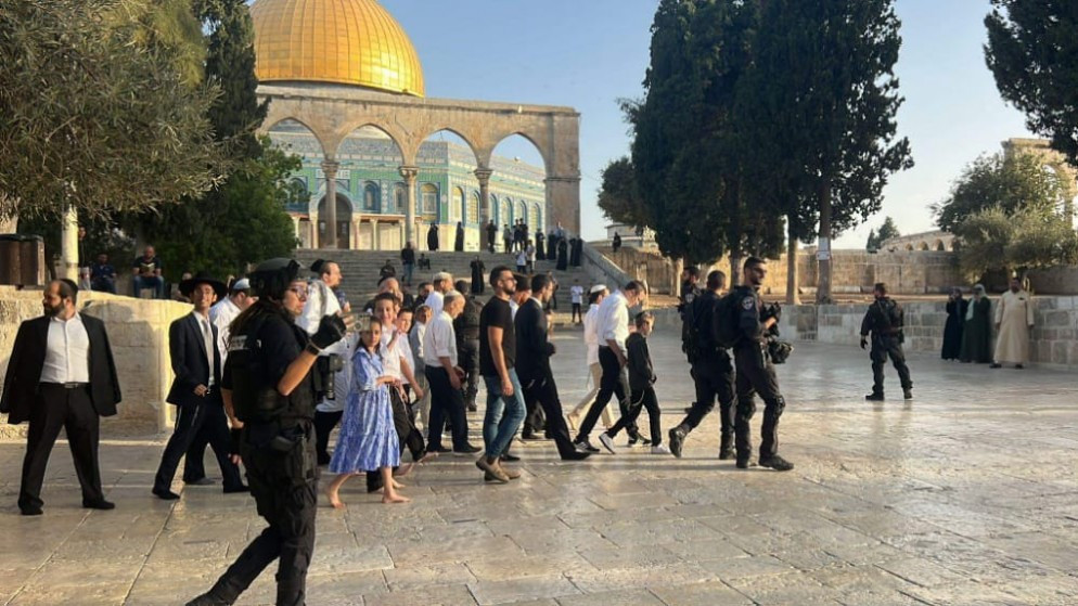 الأوقاف الفلسطينية: الاحتلال منع الأذان بالحرم الإبراهيمي 89 وقتًا في حزيران