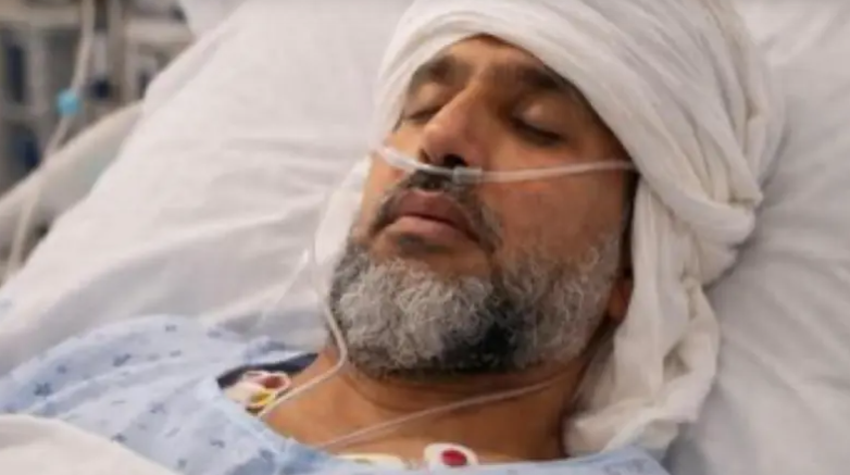 AI يخدع الليبيين ..  صورة لسيف الإسلام بالمستشفى وأخرى مقتولاً بالصحراء