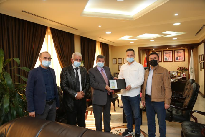 جامعة الزيتونة الأردنية توقع اتفاقية مع جامعة سليمان ديميريل التركية  