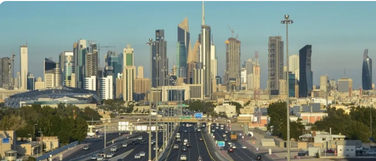 سكان الكويت يتجاوزون 5 ملايين نسمة في سبتمبر الماضي