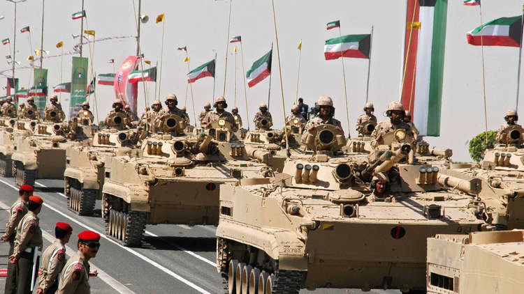جدل في الكويت حول التحاق النساء بالجيش