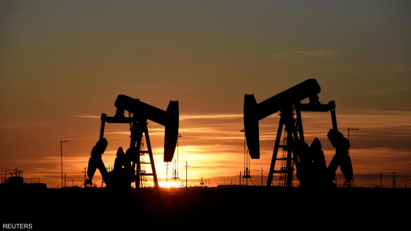النفط يتكبد أكبر خسارة أسبوعية في 2023