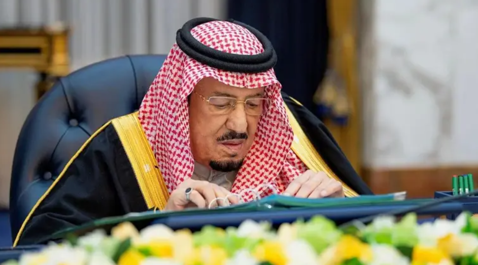 الملك سلمان يوجه بصرف أكثر من 3 مليارات ريال معونة رمضان لمستفيدي الضمان الاجتماعي