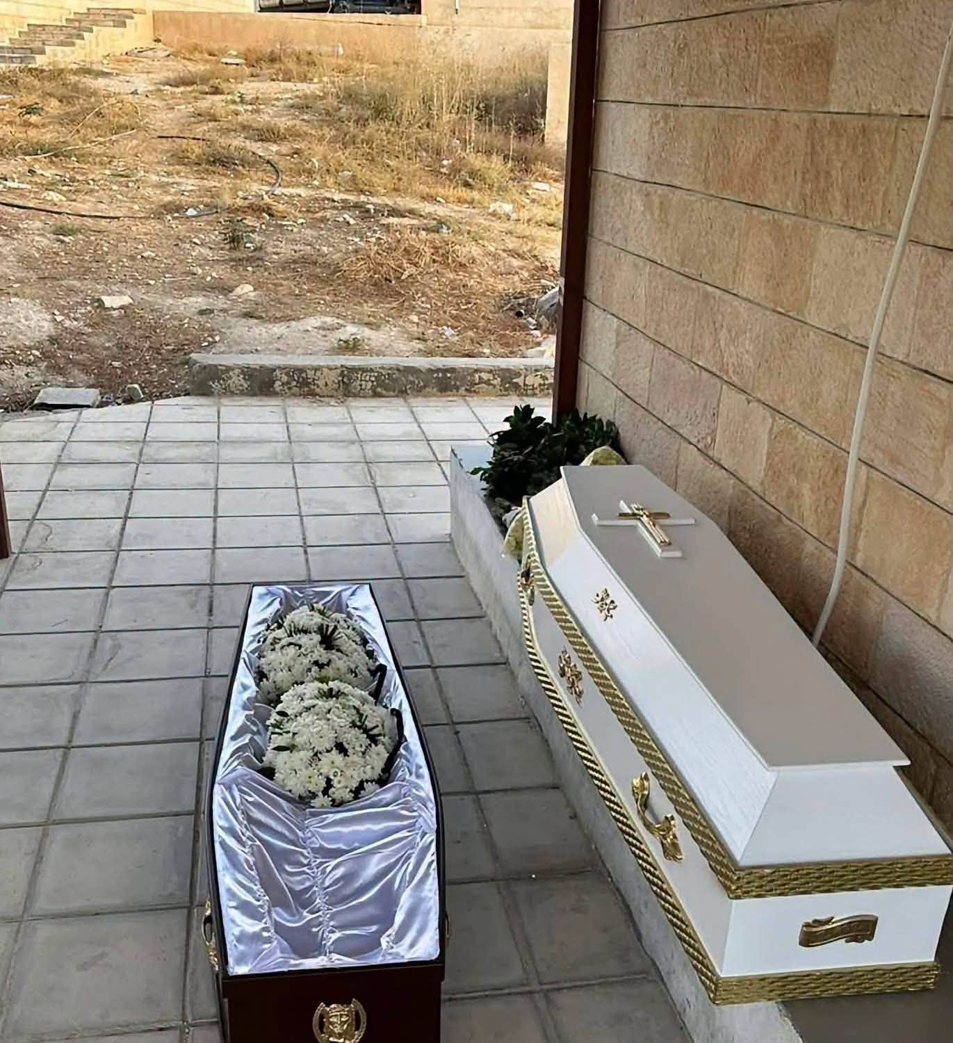 بدء تجمع مشيعي الشهداء عند الساعة 11 أمام مستشفى الكرك