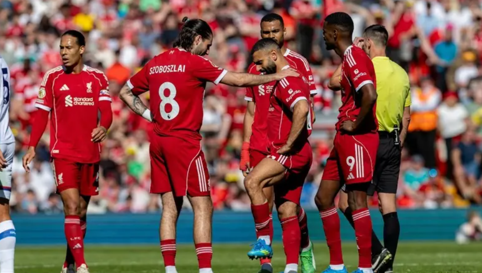 حزن في ليفربول ..  "رقصة" صلاح الأخيرة مهددة بالإلغاء