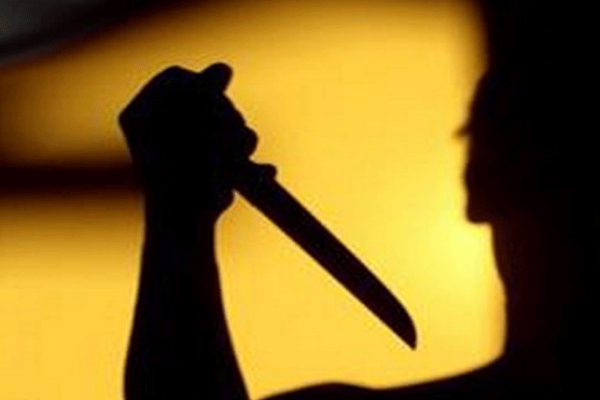 التحفظ على شاب هاجم شقيقته بسكين في مكة