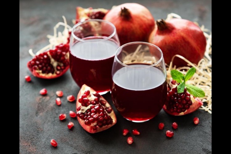 عصير رمان مركز