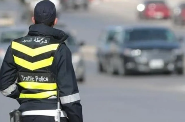 عطل فني يصيب إشارة "الصحافة" وتصادم مركبتين بالقرب منها