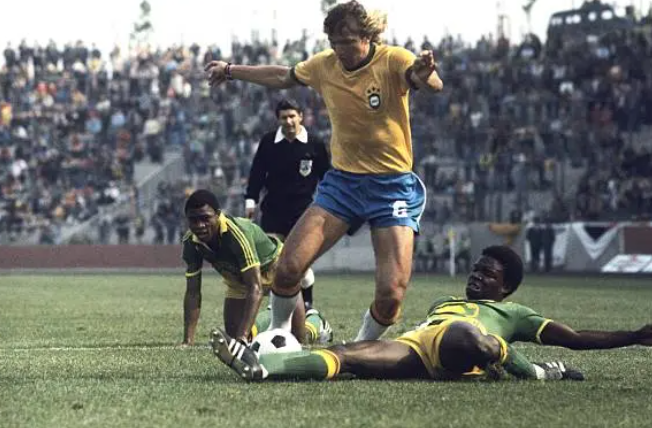 الكونغو في المونديال ..  لقطة مضحكة خوفاً من الديكتاتور