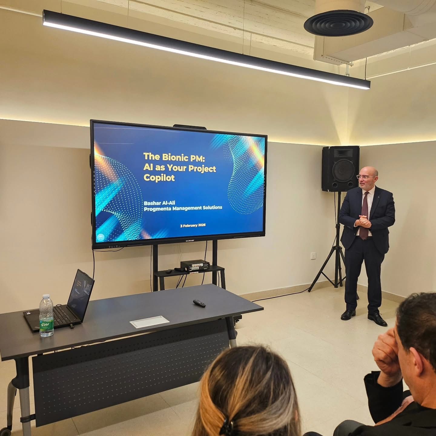 كيف يغيّر الذكاء الاصطناعي قواعد إدارة المشاريع؟