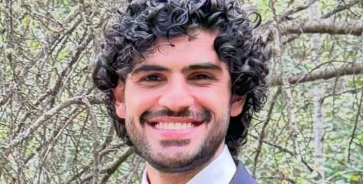 محمد البشتاوي يكتب: بين النقد المسؤول و«القلم الأسود»: متى يكون الخطاب خدمة للوطن ومتى يتحول إلى مزاودة؟