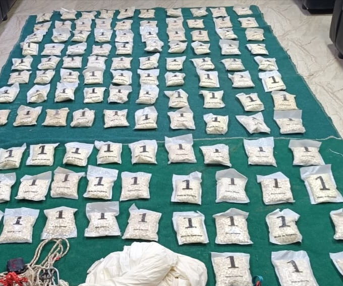 المنطقة العسكرية الشرقية تحبط ثلاث محاولات لتهريب كمية كبيرة من المواد المخدرة بواسطة بالونات