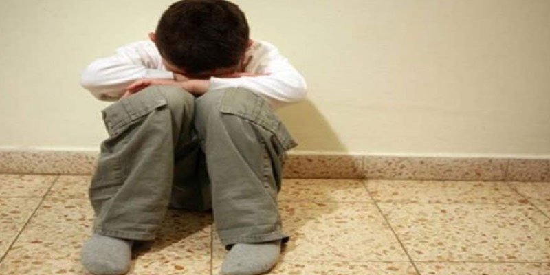 تفاصيل صادمة ..  مواطن يحاول هتك عرض طفل فوق سطح احدى البنايات في العاصمة عمّان 
