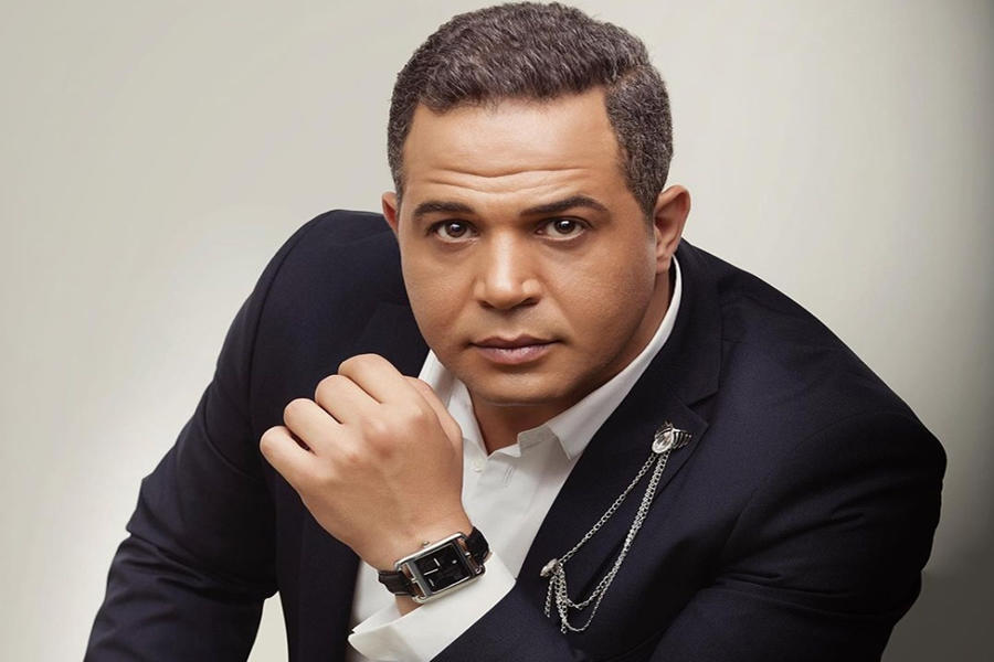 لم يعرض ..  تعرف على أحدث أعمال الفنان الراحل مصطفى درويش