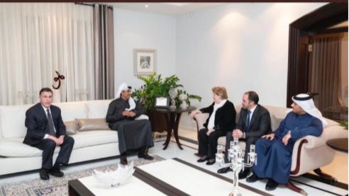 الأمير تميم يقدم واجب العزاء بوفاة المصرفي الأردني عبد القادر القاضي