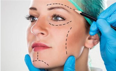 تفسير رؤية عمليات التجميل في المنام 