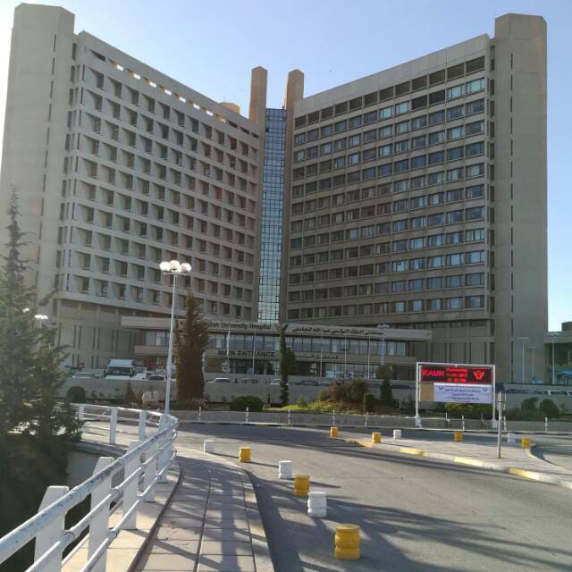 مدير مستشفى الملك المؤسس لسرايا: تطعيم لُقاح كورونا مستمر كالمعتاد ولا توقف لسير عمل البرنامج