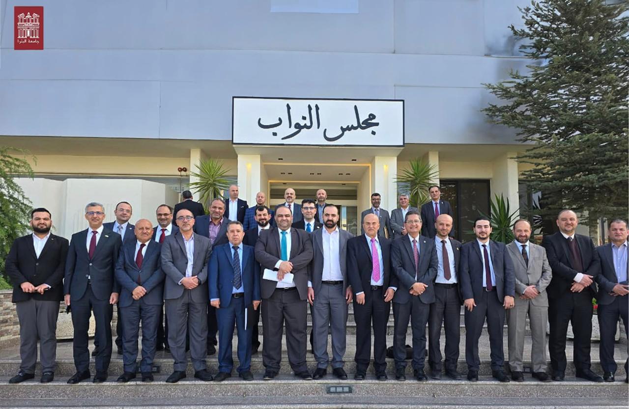 عميد تكنولوجيا المعلومات في فيلادلفيا يشارك في مناقشات نيابية حول مواءمة التخصصات مع سوق العمل الرقمي