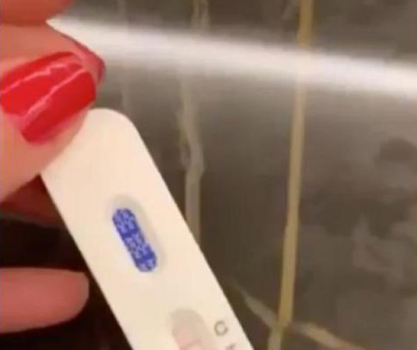 إحالة فنانة عربية إلى المحكمة بعد ترويجها لـ"جهاز كشف كورونا"