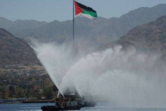 الهيئة البحرية الأردنية تُحذر: "قنبلة موقوتة"