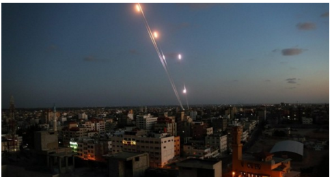 الاحتلال: اطلاق صاروخ من قطاع غزة سقط قري كيبوتس يئيري  