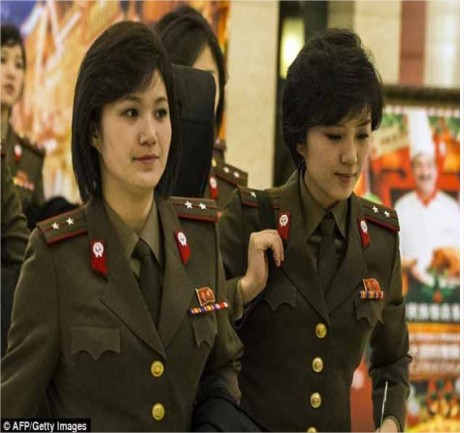 صور .. حبيبة زعيم كوريا الشمالية تظهر فى الصين بعد شائعات إعدامها!