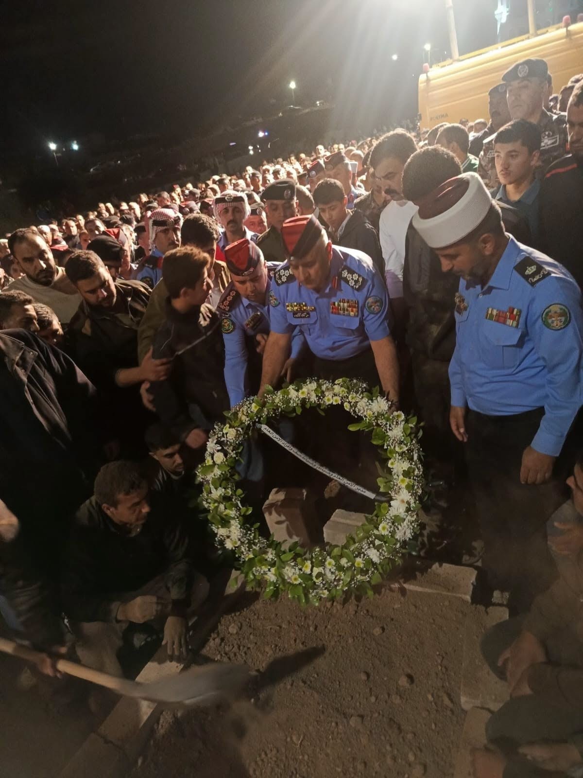 الأمن العام يُشارك بتشييع جثمان المقدم طارق عبدالله الخوالدة 
