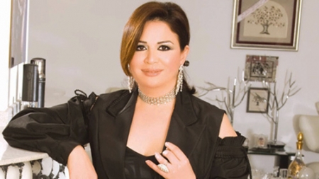 بالصور  ..  قصة إلهام شاهين و"الصدور العارية" وتغريدة يسرا الفاضحة!