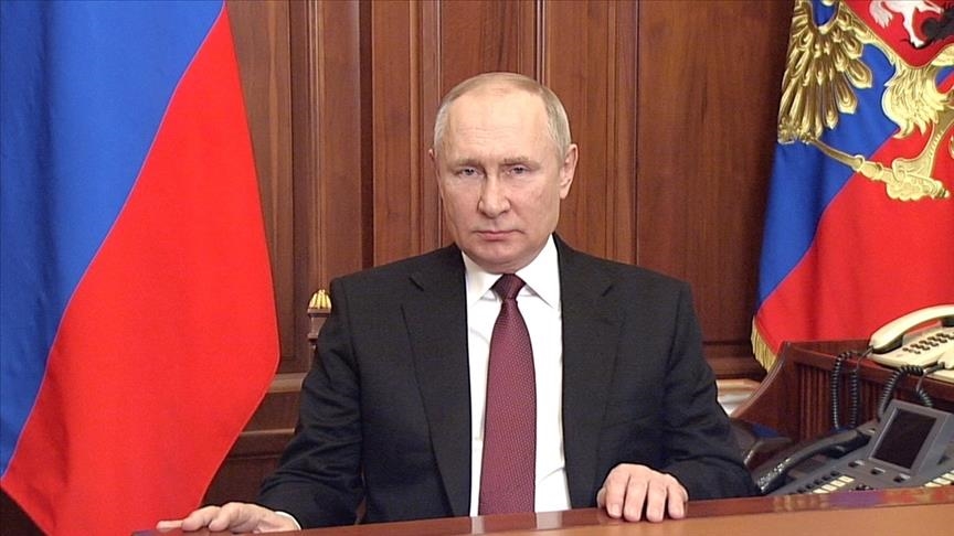 الرئيس الروسي يؤكد على ضرورة استمرار المعركة الروسية الاوكرانية 