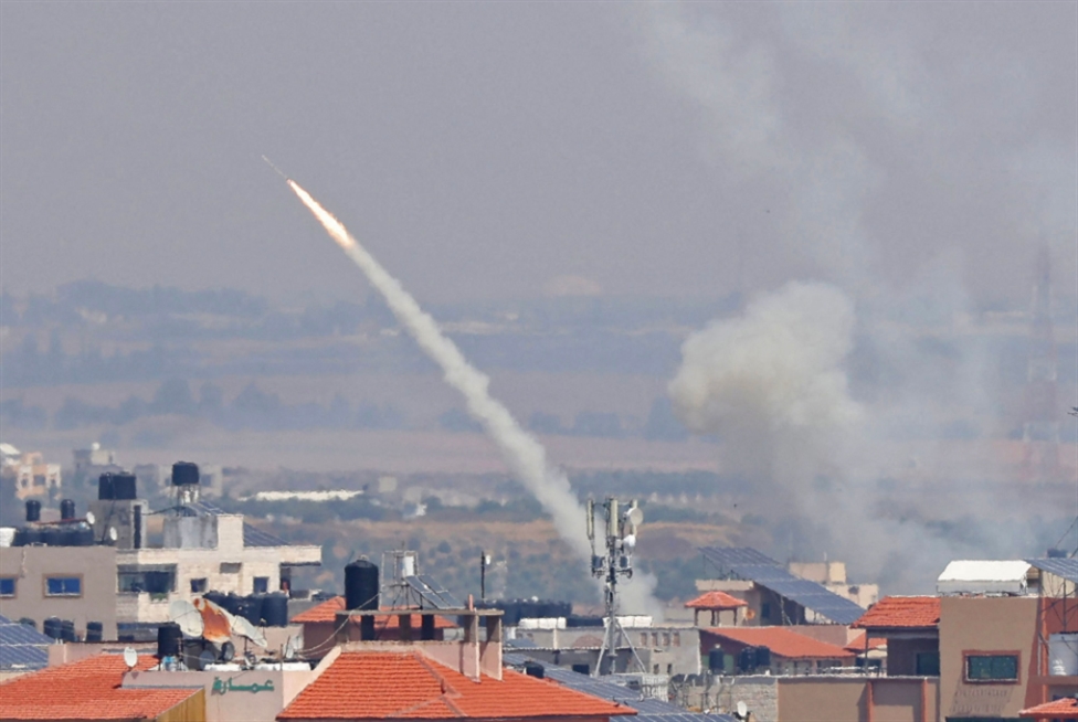 المقاومة تقصف ميناء تل أبيب ودوي انفجارات عنيفة تهز المدينة 