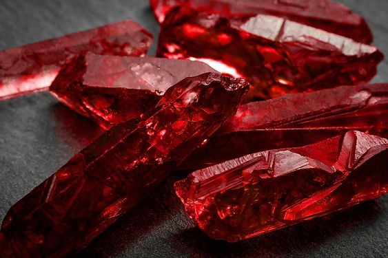 تفسير رؤية الياقوت في المنام لابن سيرين