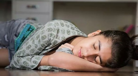 نوم المراهقين المتأخر يزيد من خطر الإصابة بالربو