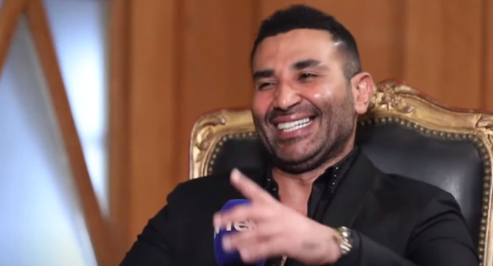 أحمد سعد: "لقيت اليونان زحمة قلت أكمل باقي الإجازة الصيفية في إيطاليا"