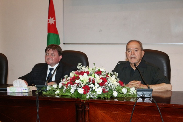 السفير البولندي يزور جامعة فيلادلفيا