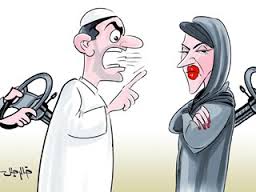 اهل زوجتي يريدون العيش معي في سفري  ..  ماذا افعل؟