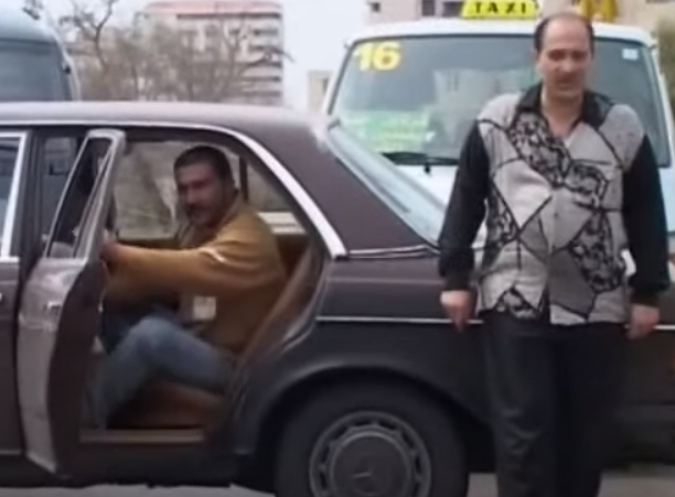 الكاميرا الخفيه: طول بالك التكسي دقيقة وماشي