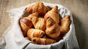 يحتوي على معادن سامة ..  تحذيرات فرنسية من الكرواسون