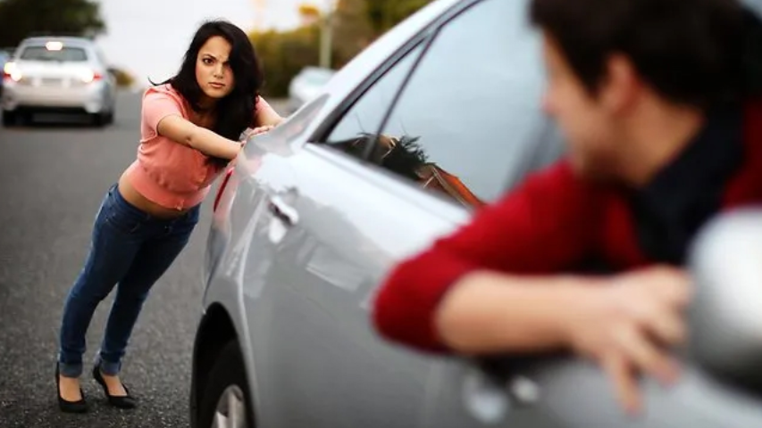 حيل سرية لإعادة تشغيل سيارتك إذا فرغ الوقود منها