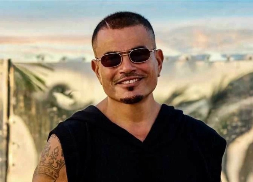 عمرو دياب: لهذا السبب سحبت الميكروفون من يسرا