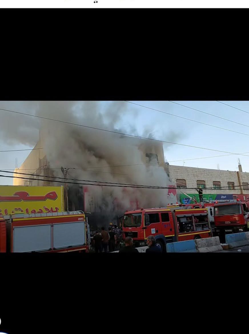 حريق يلتهم عدداً من المحال التجارية في “القرية الصينية” بمؤتة والدفاع المدني يتدخل