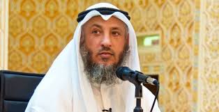 وسم " عثمان خميس" يتصدر منصات التواصل الاجتماعي بعد وصفه حماس بـ الجماعة المنحرفة" ..  فيديو