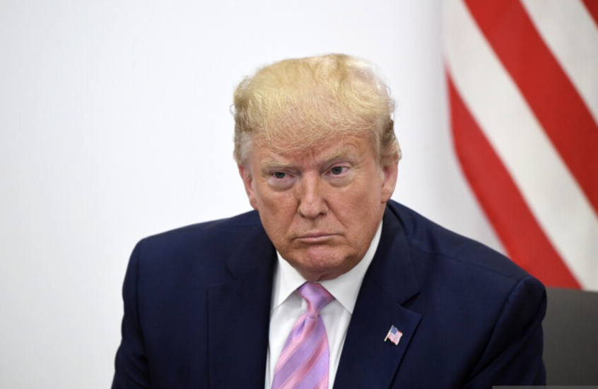 بينها بريطانيا وألمانيا وفرنسا ..  ترامب يفرض رسوما بنسبة 10% على دول أوروبية بسبب قضية غرينلاند