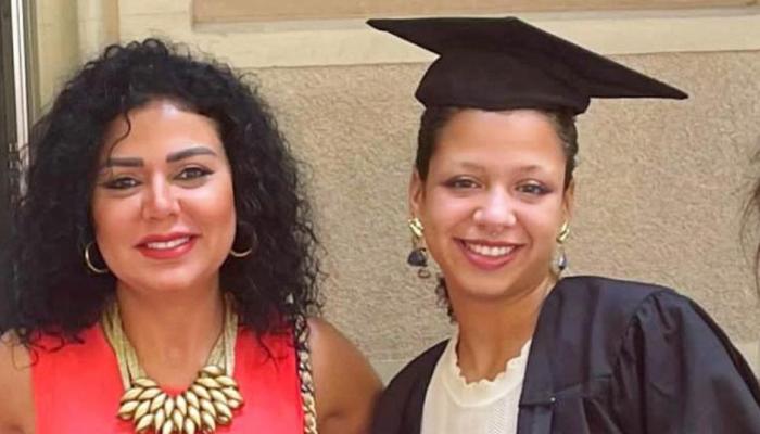 رانيا يوسف تكشف حقيقة احتراف ابنتها نانسي الفن