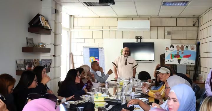 مركز «عدالة» ينظّم سلسلة ثلاث دورات تدريبية لتعزيز مهارات  عاملات المنازل في مجالاتالسلامة وإدارة النزاعات