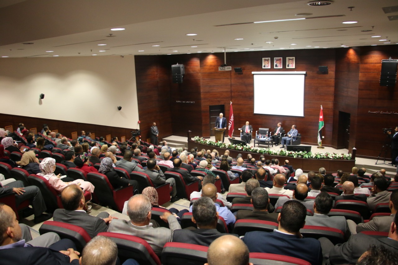 رئاسة "الشرق الاوسط" تنظم لقاء لاعضاء الهيئتين التدرريسية والادارية بمناسبة العام الجامعي الجديد
