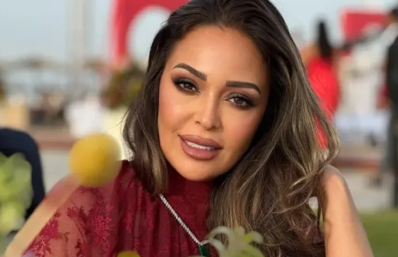 داليا البحيري تخضع لعملية تجميل في الوجه ..  ورسائل دعم من النجوم