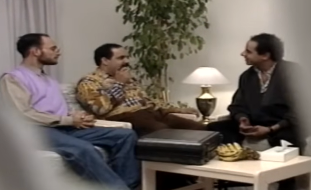 كاميرا خفية مع الممثل محمد كامل