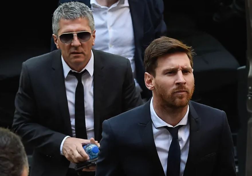 الأب والمدرب والوكيل ..  كيف ضحّى خورخي ميسي بكل شيء ليصنع أسطورة ابنه؟