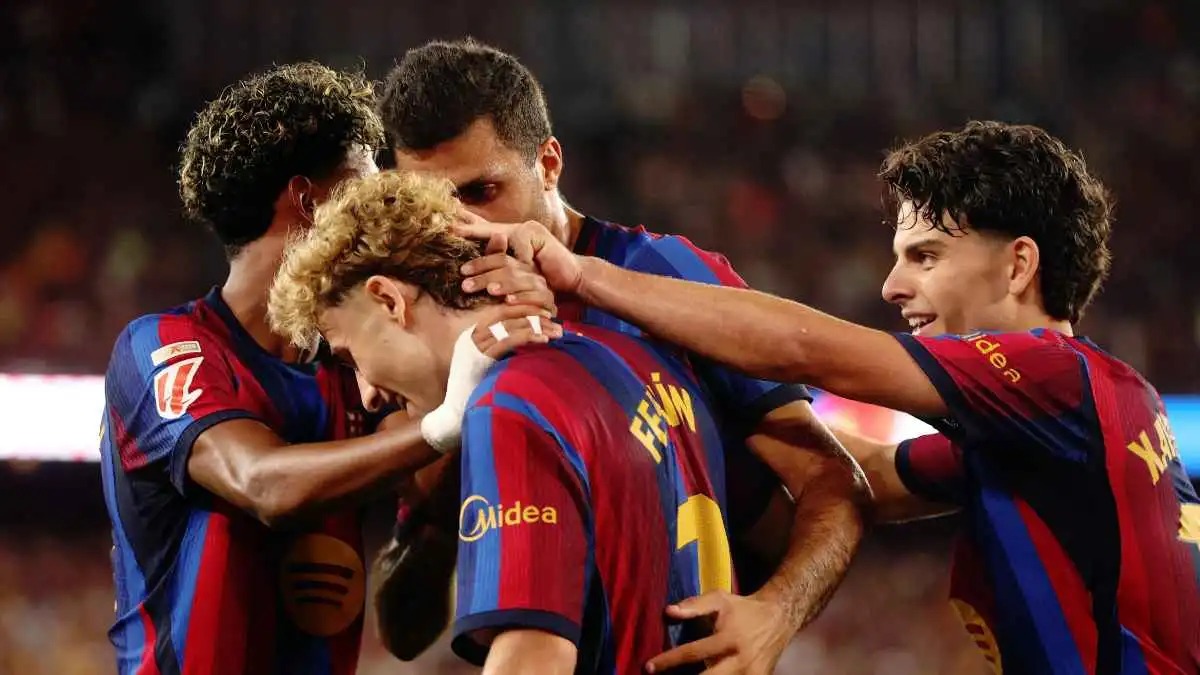 120 مليون يورو ..  تشيلسي ينقض على نجم نادي برشلونة 