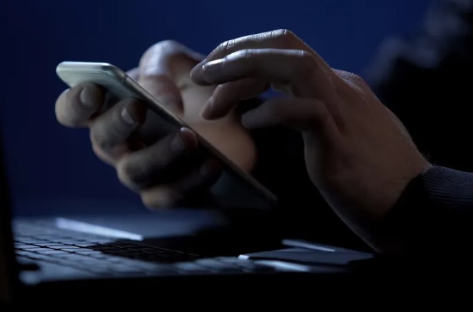 لماذا اختارت غوغل البرازيل لاختبار أنظمة أمان هواتف أندرويد بالذكاء الاصطناعي ؟